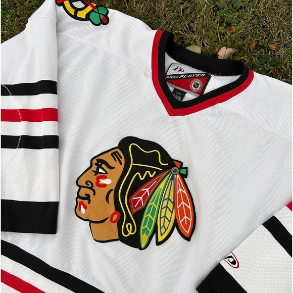 Pro Player Chicago Blackhawks NHL Jersey 
Size L - Picture 2 of 6